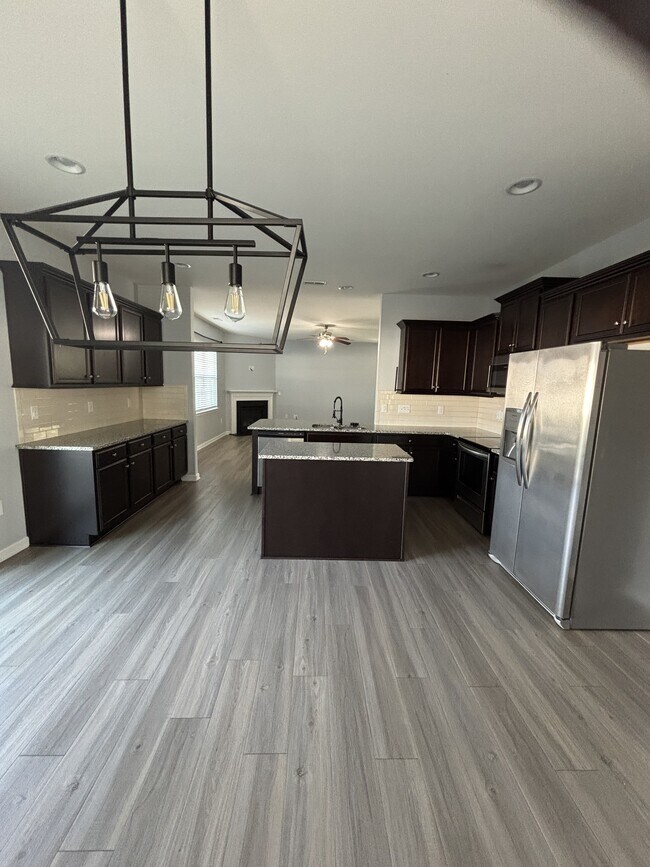 Building Photo - 145 Relict Dr