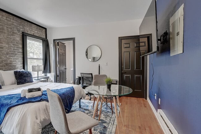 Building Photo - 1927 N Prospect Ave