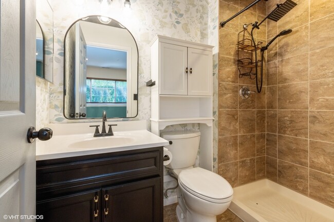 Building Photo - 1419 New Haven Dr