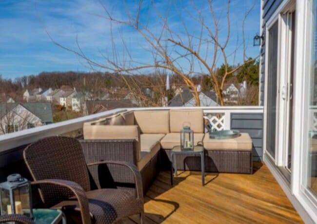 Building Photo - 3 Bed 3 Bath End Unit Townhome in Marsh Harbour Community of Downingtown