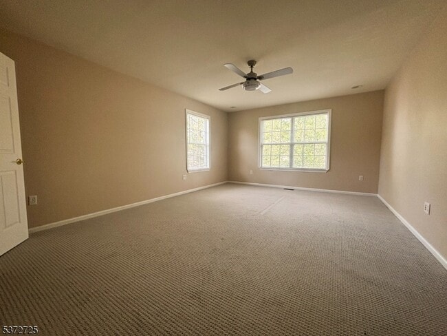 Building Photo - 46 Gordon Cir
