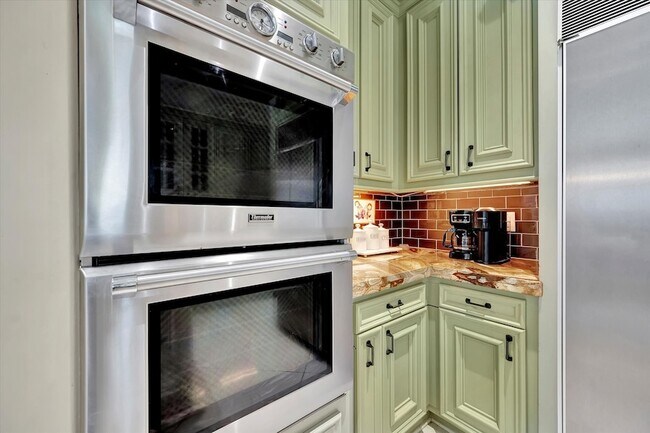 Building Photo - 14826 Sparkling Bay Ln