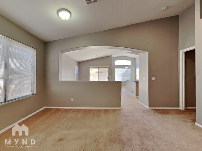 Building Photo - 15012 W Watson Ln