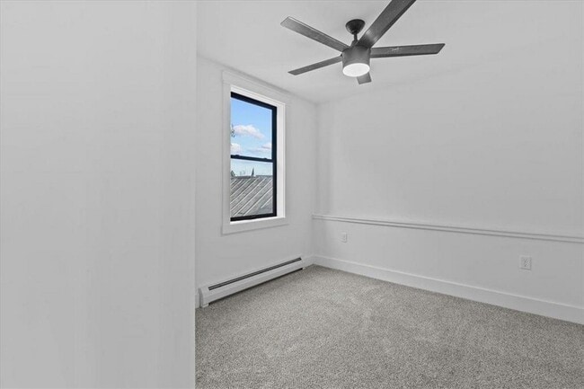 Building Photo - 109 School St