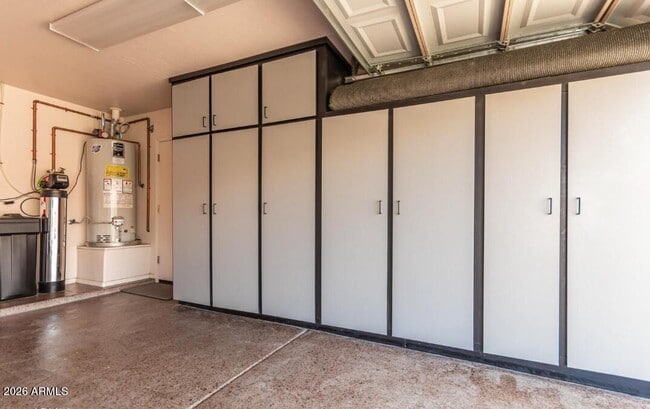 Building Photo - 7319 W Surrey Ave