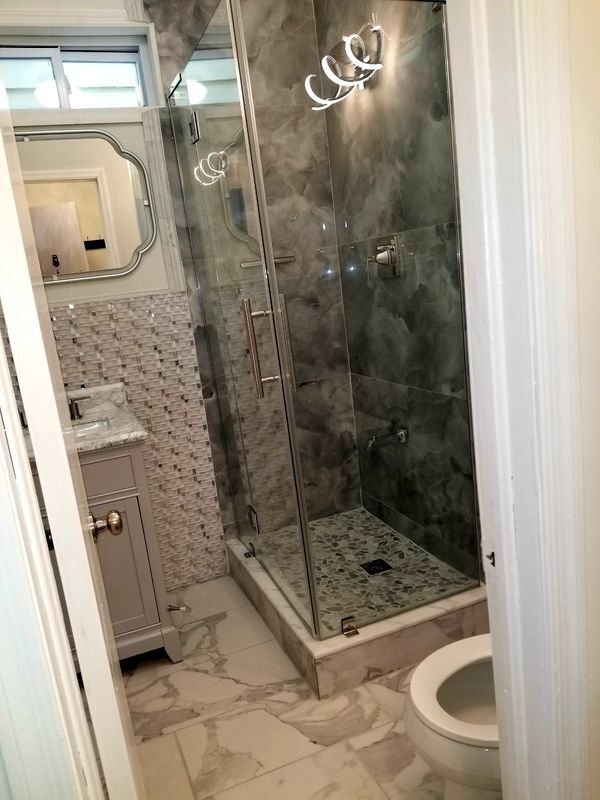 Building Photo - 159 W 10th St