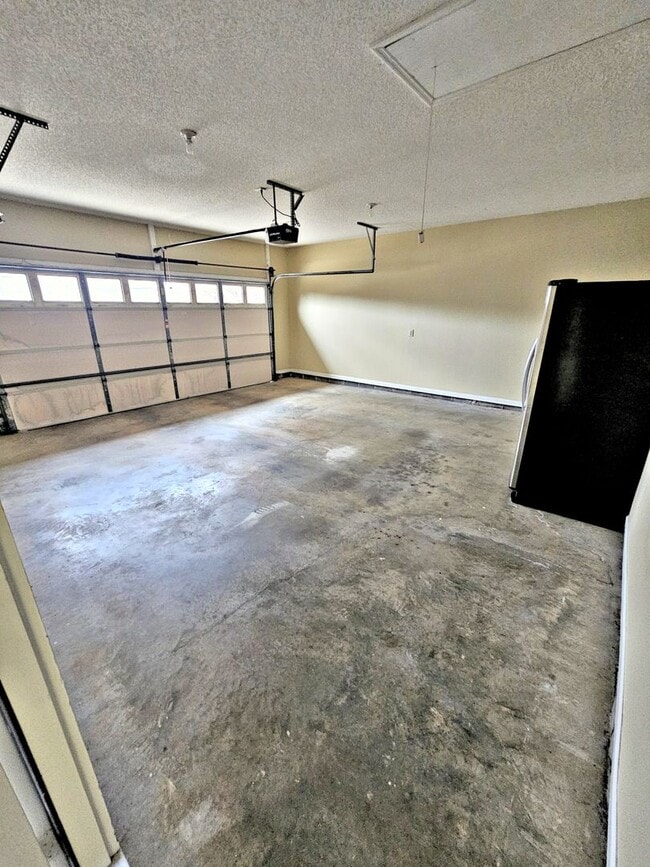 Building Photo - HOUSE FOR RENT - DECATUR SE