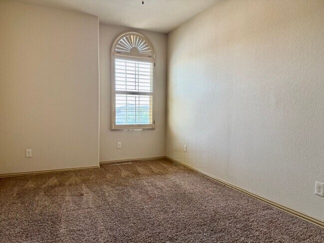 Building Photo - 1409 San Miguel Ct