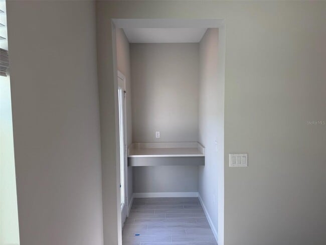 Building Photo - 619 Pothos St