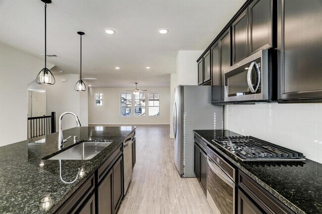 Building Photo - 3144 Founders Rock Dr