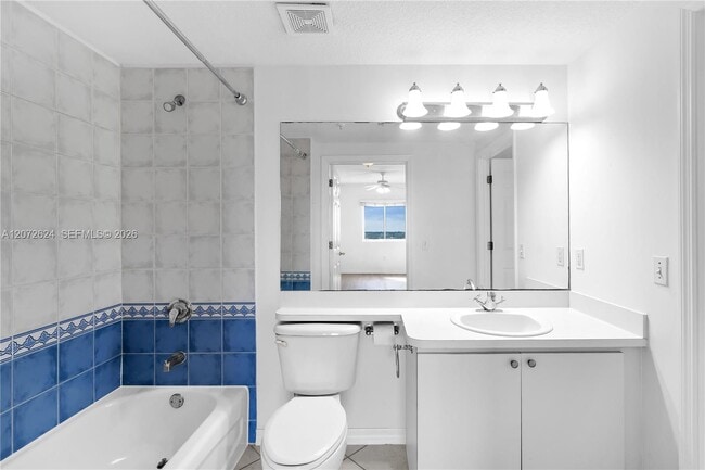 Building Photo - 3500 Coral Wy