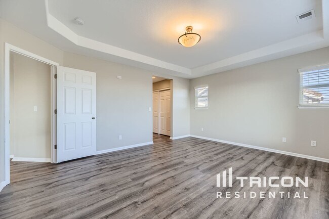 Building Photo - 12182 S Great Plain Way