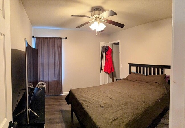 Building Photo - 541 Zebra Dr