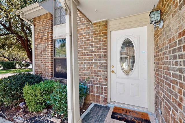 Building Photo - 100 Shinoak Valley