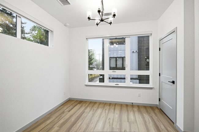 Building Photo - University Hills Townhomes
