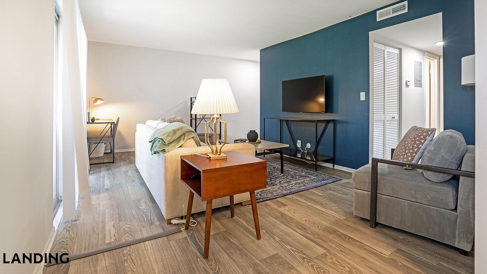 Building Photo - 612 Bass Ct