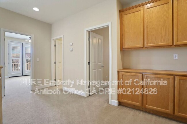 Building Photo - 4581 Bonraven Way