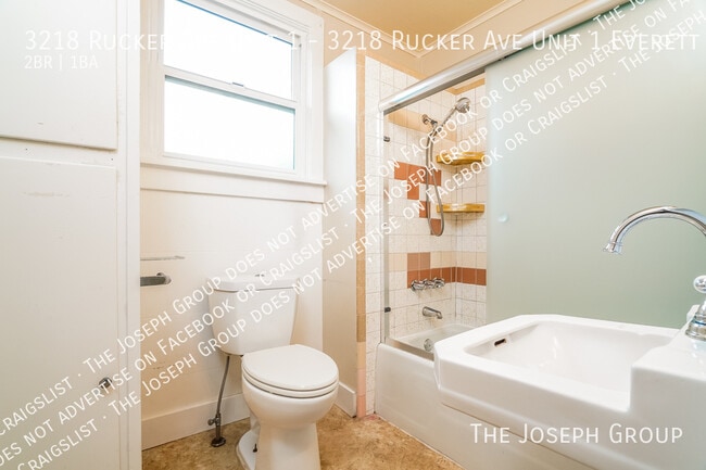 Building Photo - 3218 Rucker Ave