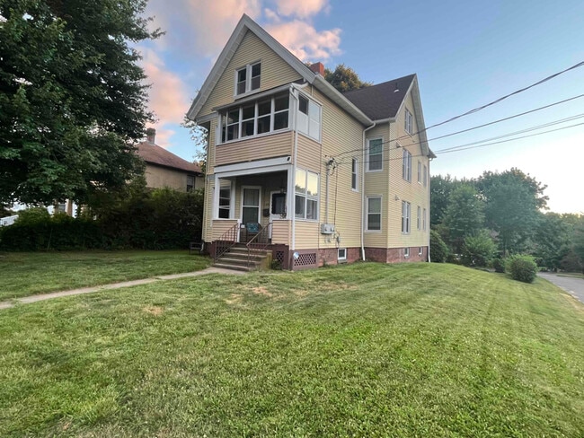 Building Photo - 177 Ridge Rd