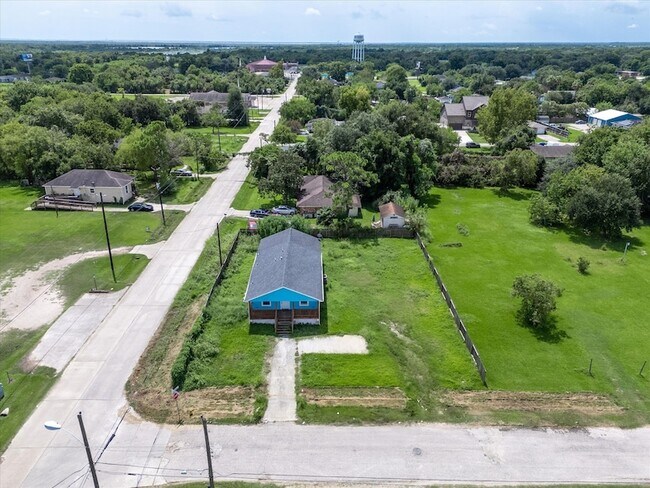 Building Photo - 6403 O Brien St