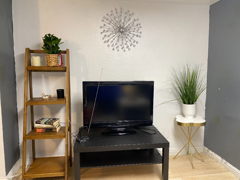 Building Photo - 1129 Magnolia Ave