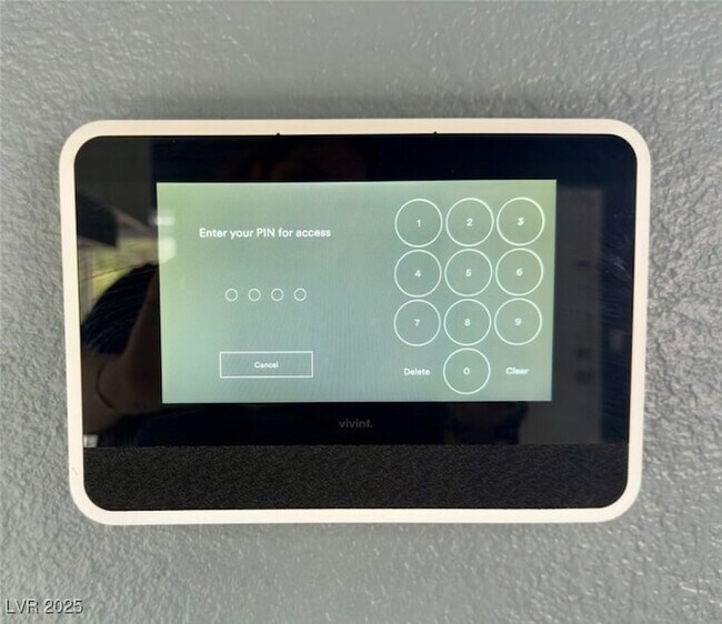 Building Photo - 4030 E Carey Ave