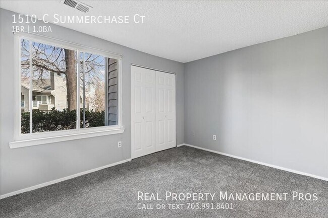 Building Photo - 1510 Summerchase Ct