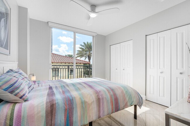 Building Photo - 600 S Dixie Hwy