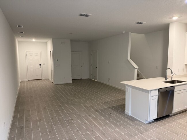 Building Photo - Brand-New Town Home in Shearwater with Resort-Style Amenities