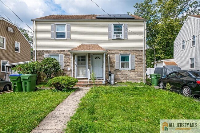 Primary Photo - 120 MacArthur Dr
