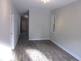 Building Photo - 2642 W HADDON AVE