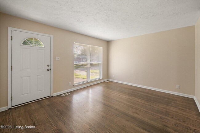 Building Photo - 5110 Red Fern Rd