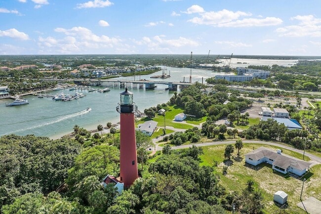 Building Photo - 1748 Jupiter Cove Dr