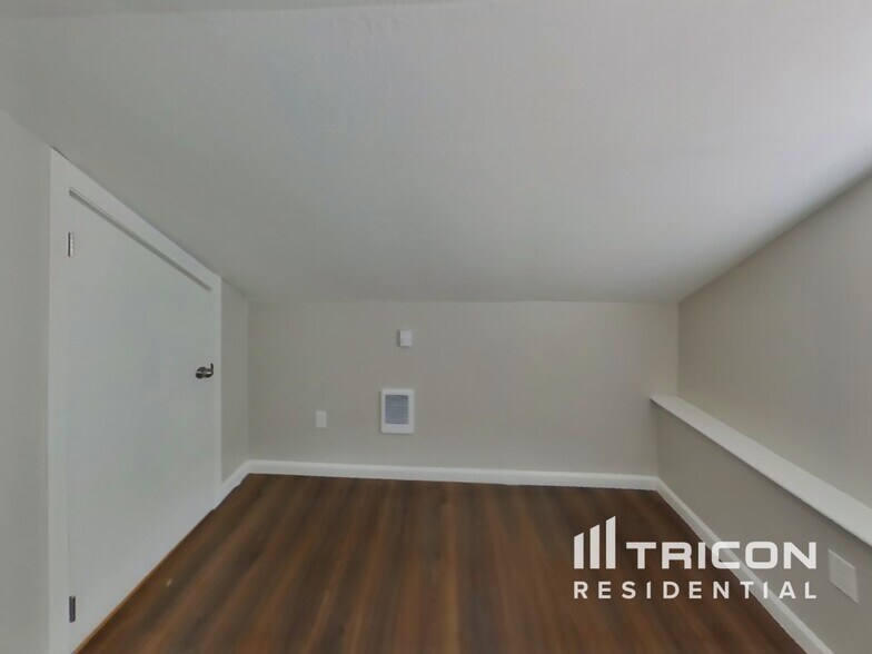 Building Photo - 8408 E F St