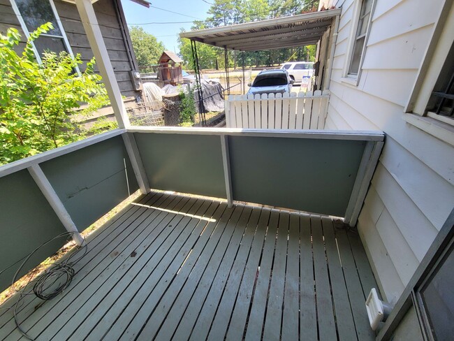 Building Photo - Home in Hot Springs