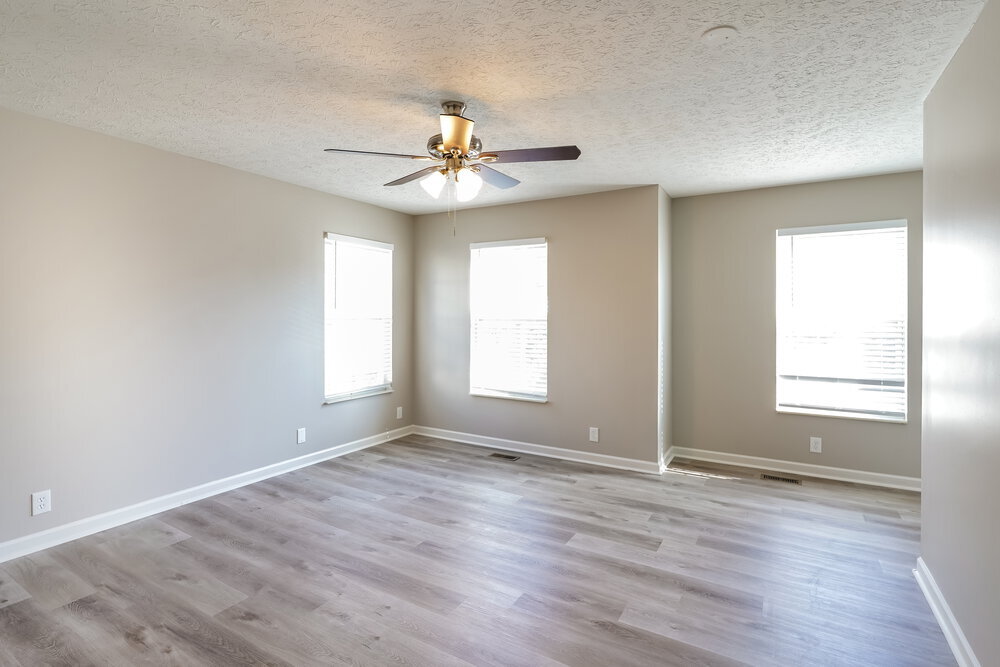Building Photo - 3106 Creekview Ln