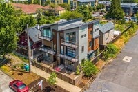 Building Photo - 4932 N Haight Ave