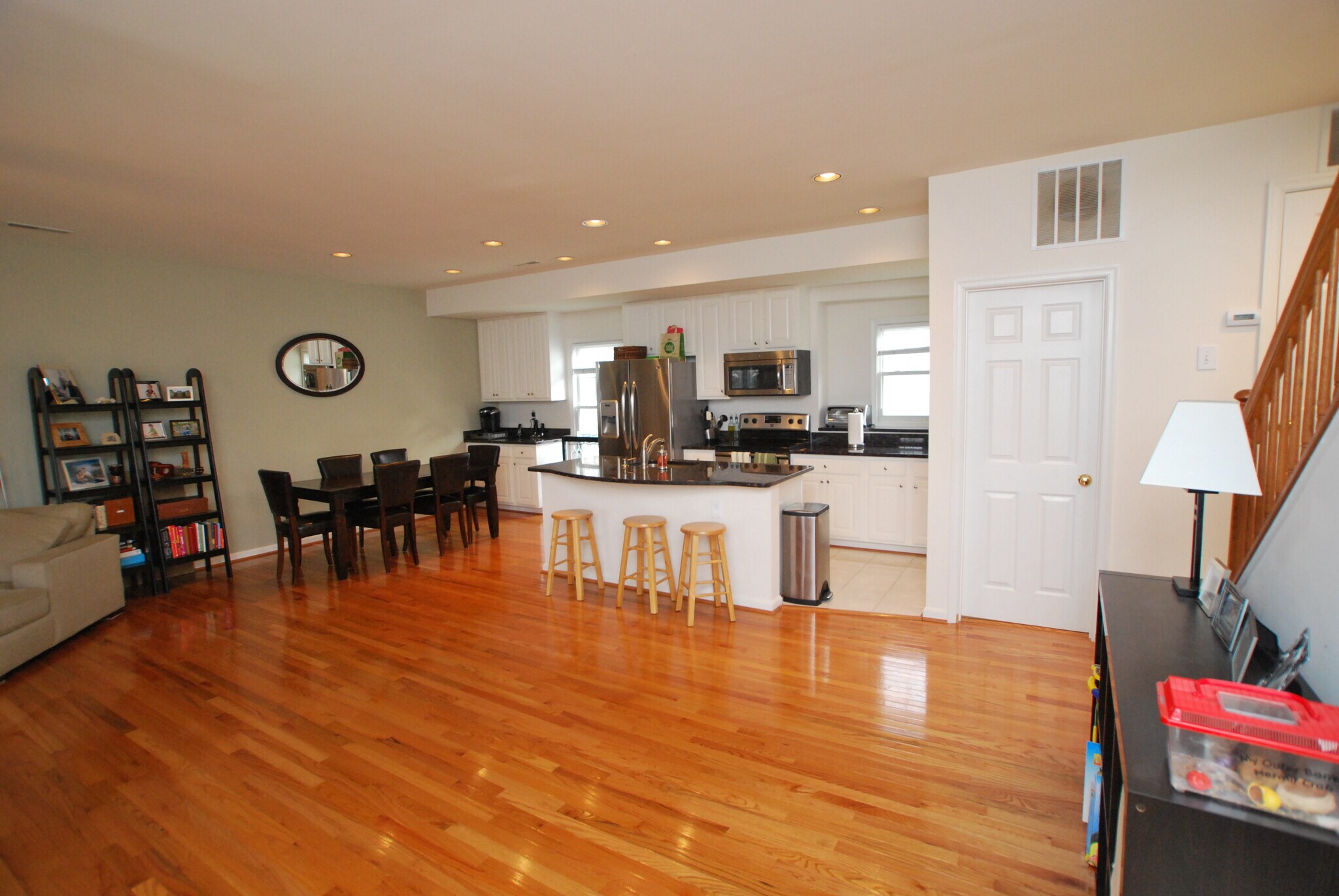 Building Photo - 686 Heathwalk Mews