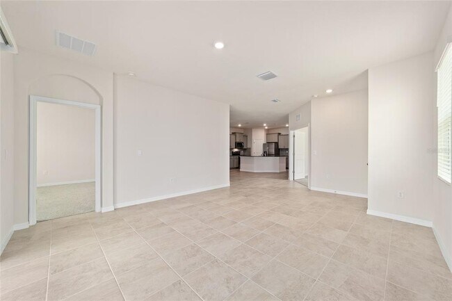 Building Photo - 5313 NW 48th Pl