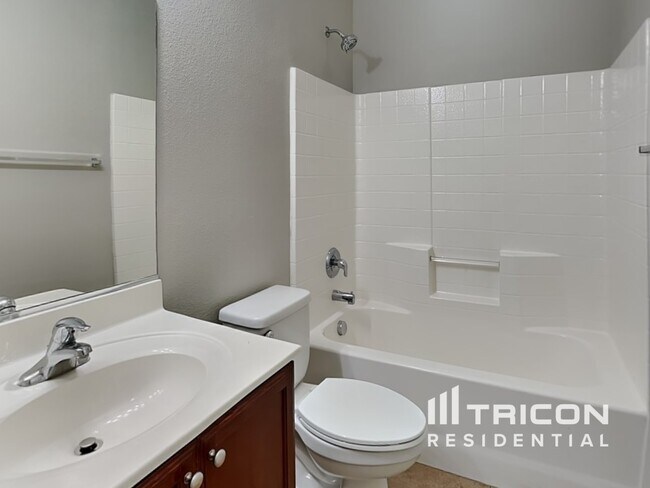 Building Photo - 4134 Blue Manor Ln
