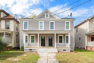 Building Photo - Broad Street Duplex