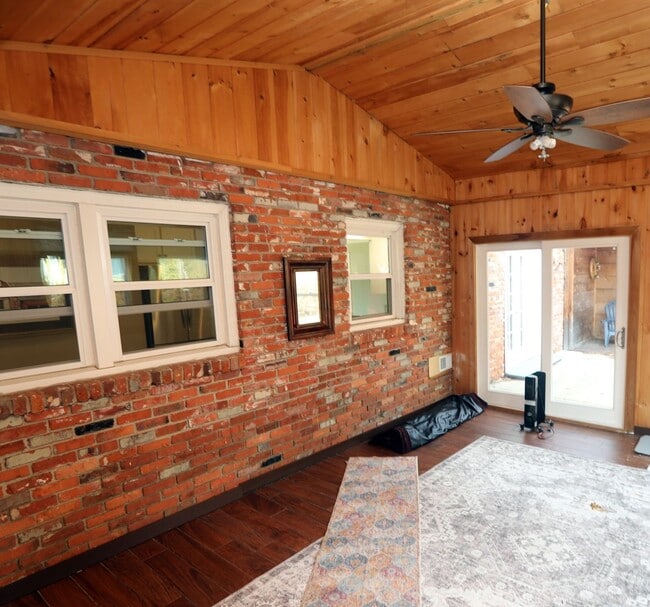 Building Photo - 3710 Winkfield Pl