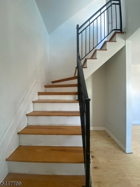 Building Photo - 334 Bond St