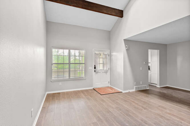 Building Photo - 2971 W Long Dr