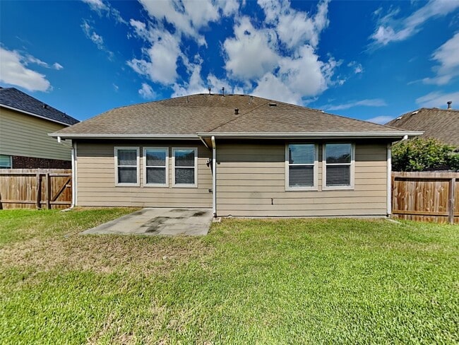 Building Photo - 633 Rocky Hollow Ln