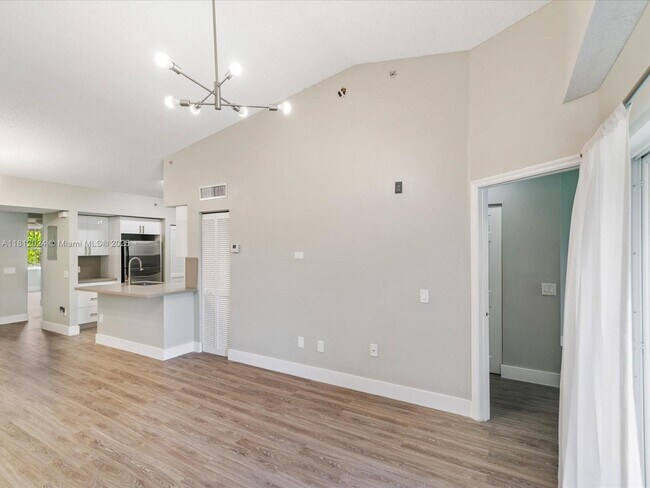 Building Photo - 155 NW 96th Terrace