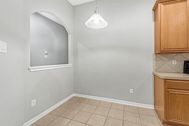 Building Photo - 17827 S White Tail Ct