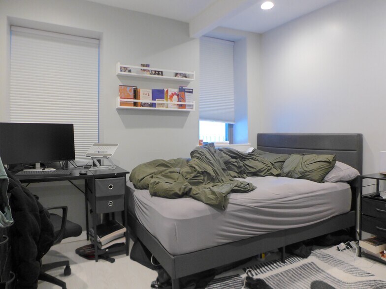 Building Photo - 483 Massachusetts Ave