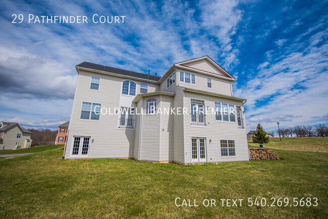 Building Photo - 29 Pathfinder Ct