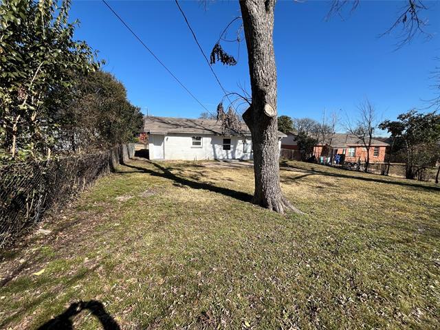 Building Photo - 936 Bluewood Dr